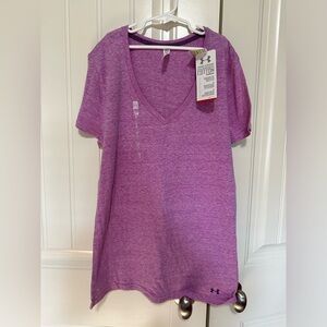 Women’s large under armor t-shirt